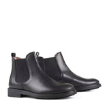 Chelsea Boot in Black Calfskin Leather