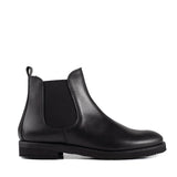Chelsea boots in black calfskin leather