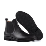 Chelsea boots in black calfskin leather