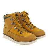 Hiking boots in nabuk leather