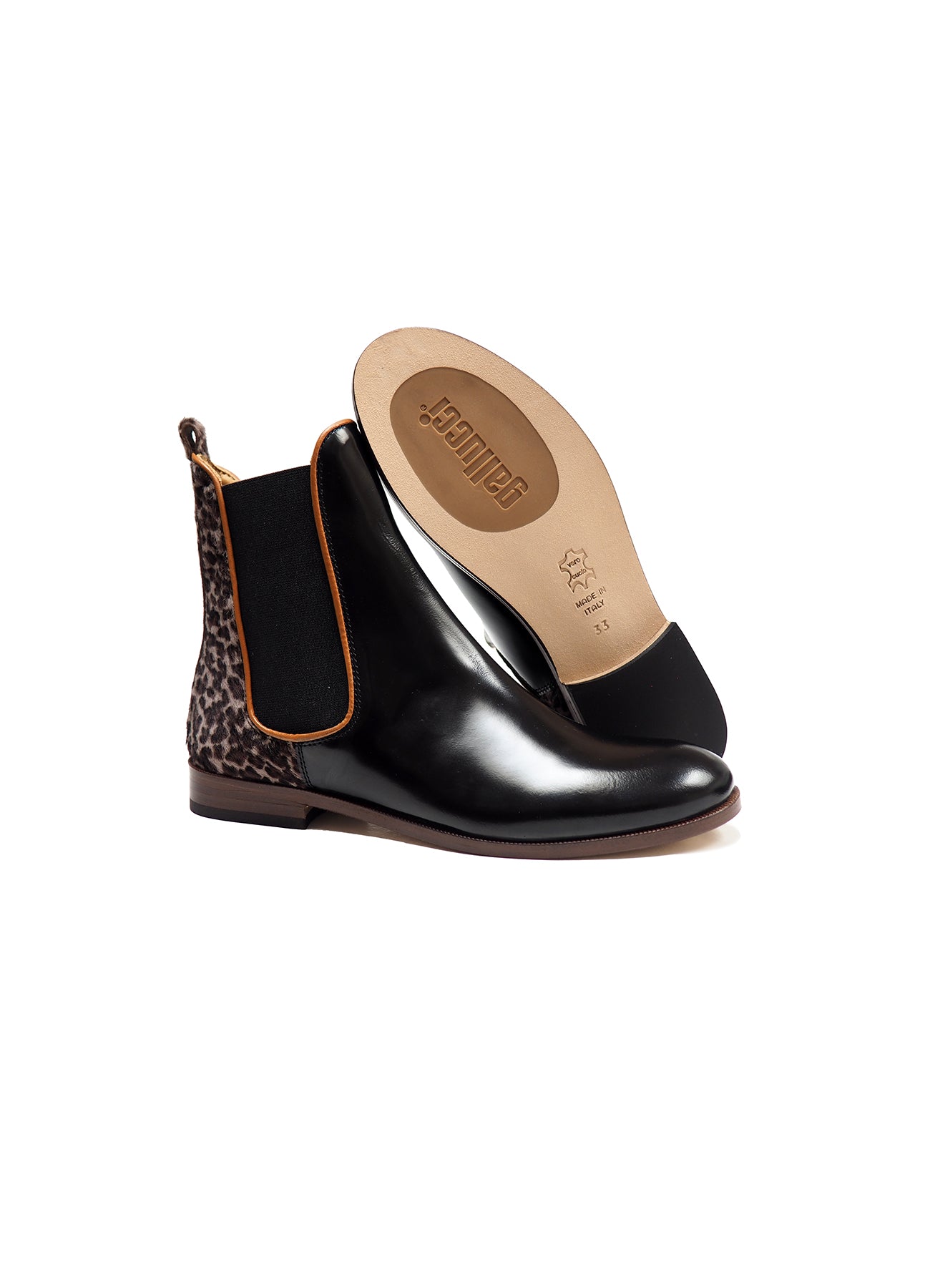 chelsea boots in animalier effect