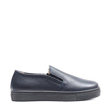 Slip on with lapin fur application in blue elk leather