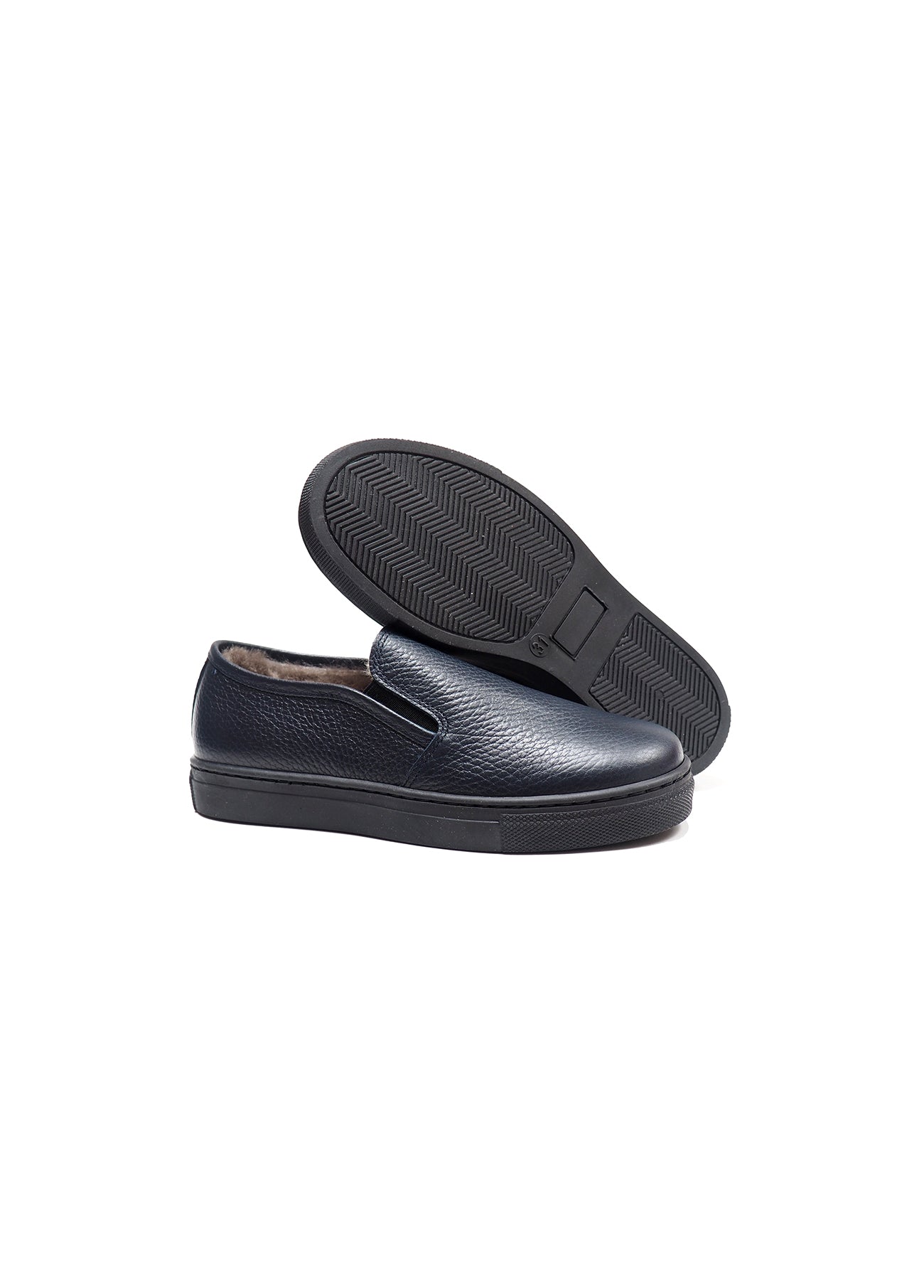 Slip on with lapin fur application in blue elk leather