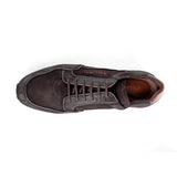 Sneaker con profili