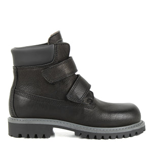 Mountain boots in elk and black calfskin with velcro