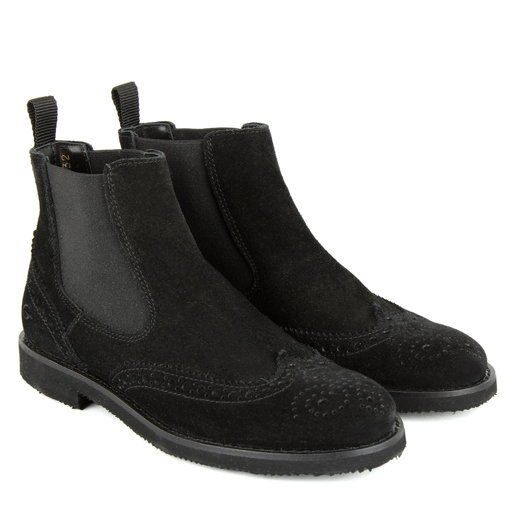 Chelsea Boots in Black Suede