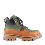 Hiking boots in nabuk and calfskin leather