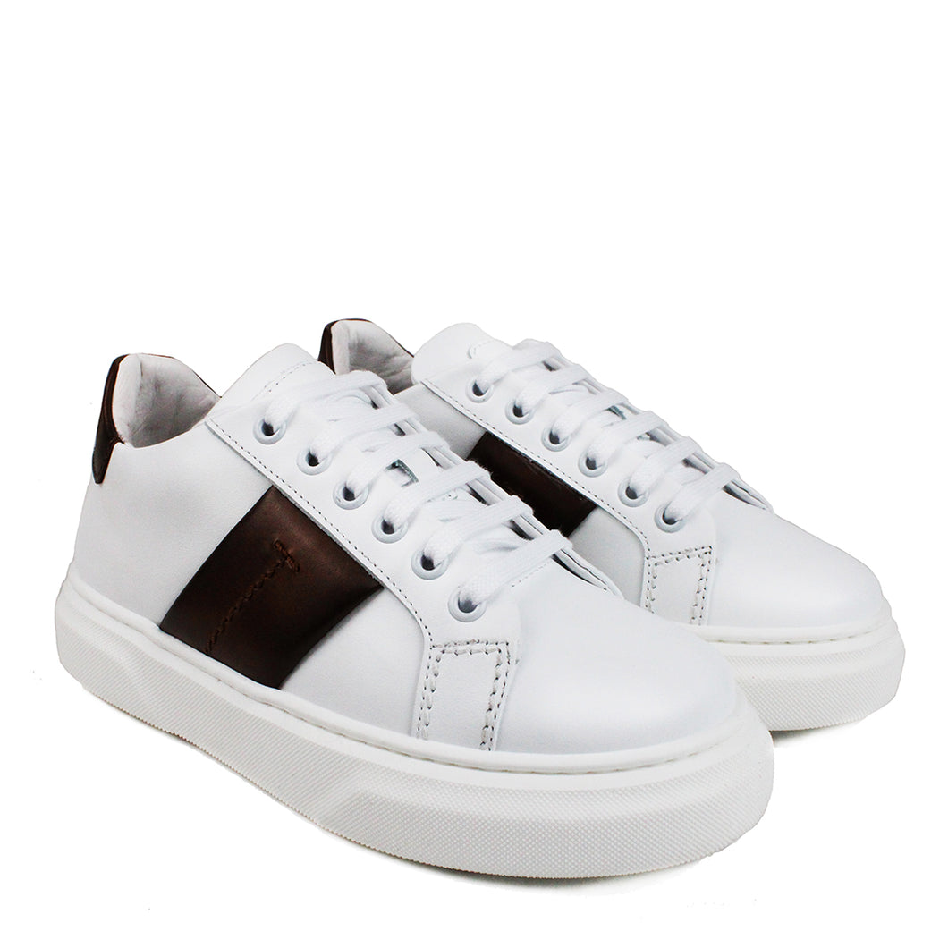 Sneakers in white leather and brown detail