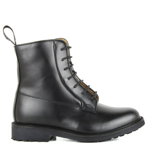 Ankle boot in black calfskin