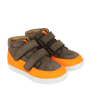Dark Brown High-top Sneakers and orange flou