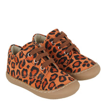 Load image into Gallery viewer, Toddler sneaker in velour animalier
