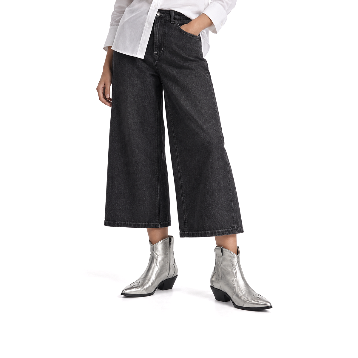 Western Ankle Boots in Silver Laminated Calfskin Leather