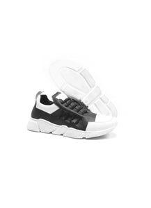 Running in black elk leather