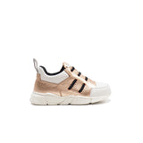 Running in metallic effect champagne elk leather