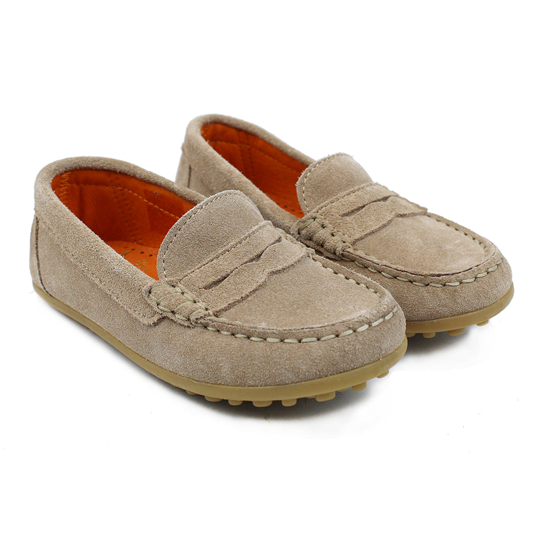 Penny loafers in grey velour