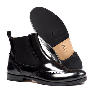 Brogues chelsea boots in black calf leather