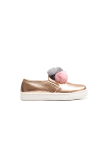 Slip on with ponpon application in champagne elk leather