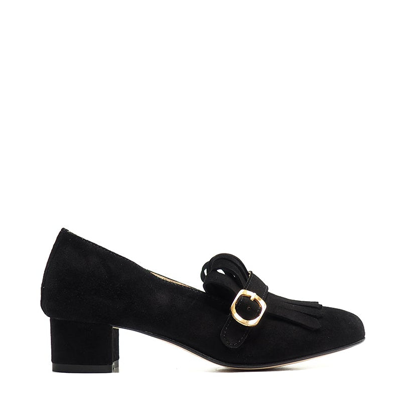 Single buckles shoes with fringes and heel in black suede