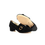 Single buckles shoes with fringes and heel in black suede