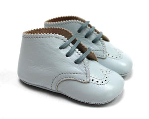 Newborn brogue Shoes in light blue leather