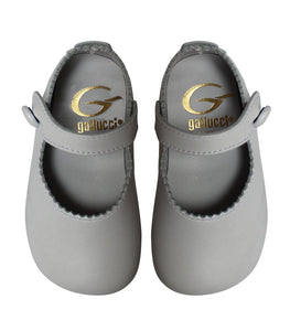 Pearl shoes in calf leather