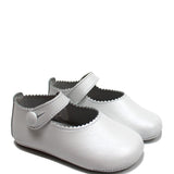 Newborn Shoes in White Calfskin Leather