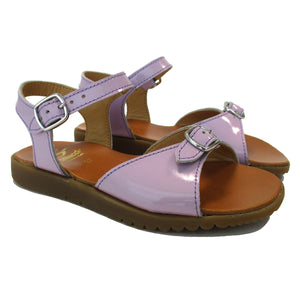 Sandals in purple patent leather