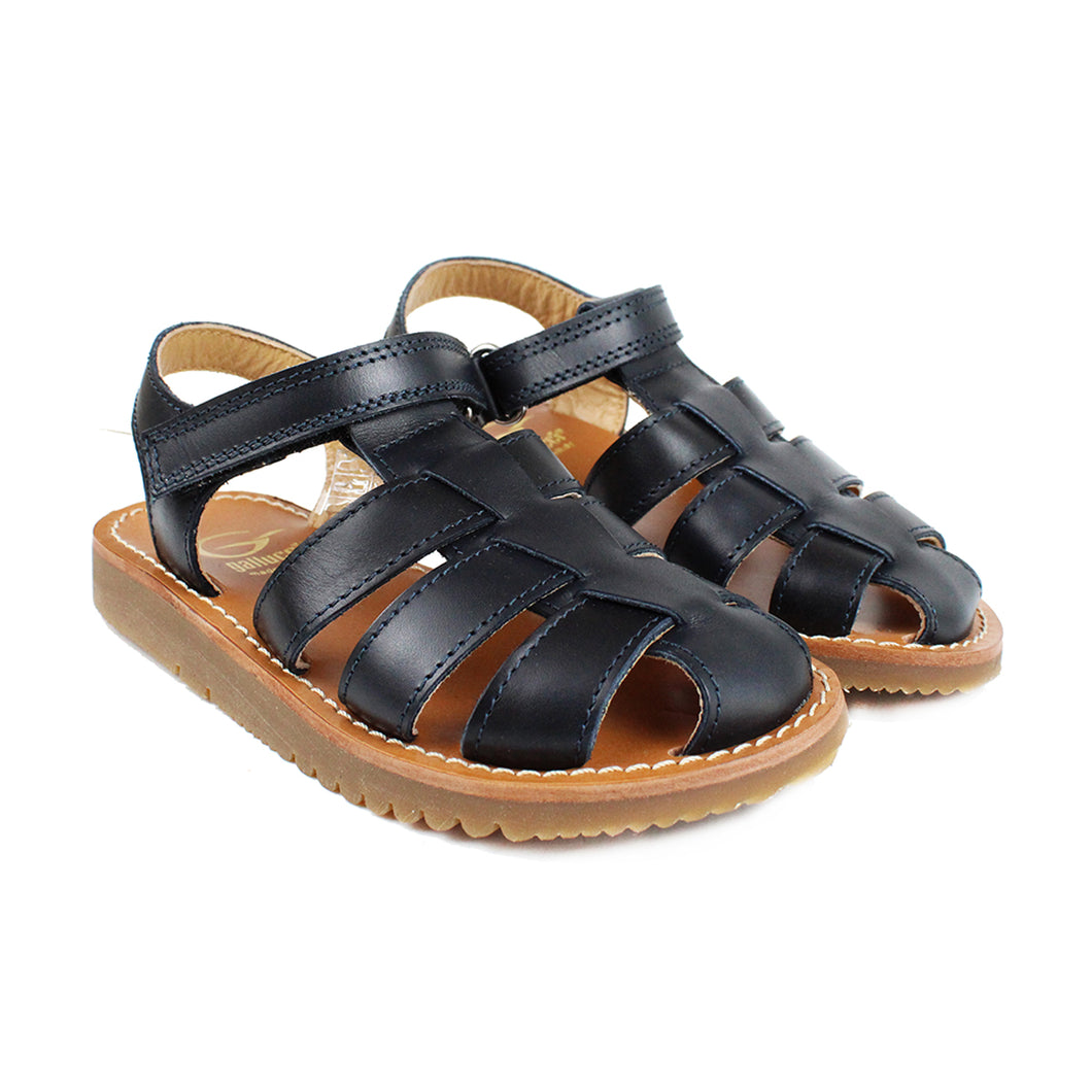 Straps sandals in blue navy leather