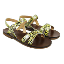 Load image into Gallery viewer, Sandals in printed patent leather
