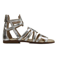 Carica l&#39;immagine nel visualizzatore di Gallery, Roman sandals in platinum leather
