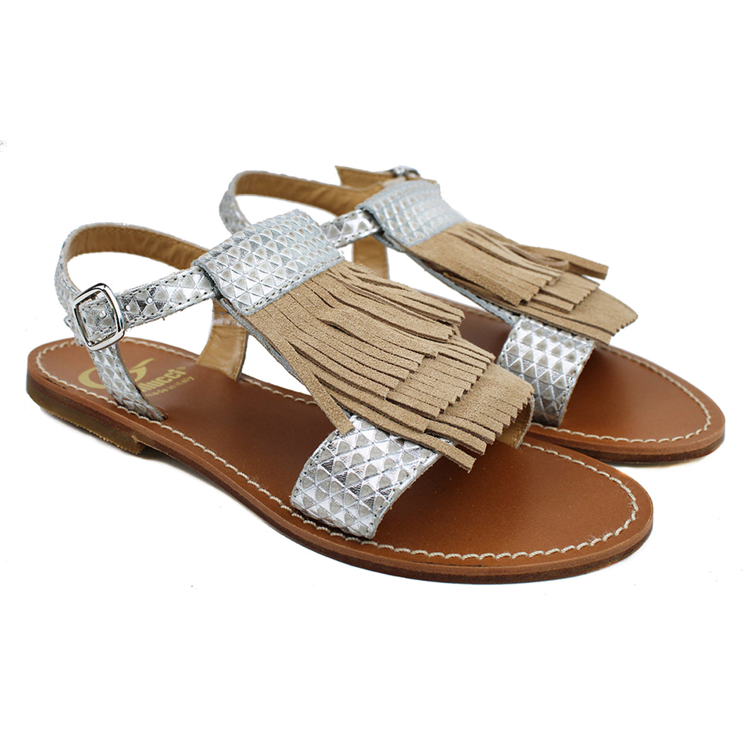 Sandals in iridescent leather with beige fringe and leather sole with antislipping