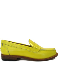 Carica l&#39;immagine nel visualizzatore di Gallery, Yellow loafers in polished leather
