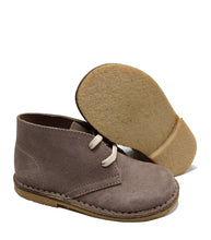 Carica l&#39;immagine nel visualizzatore di Gallery, Natural desert shoes
