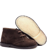 Load image into Gallery viewer, Brown desert shoes
