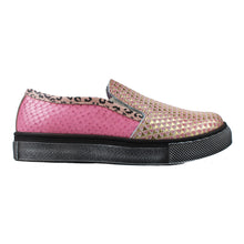 Load image into Gallery viewer, Slipon in bronze leather with exotic details
