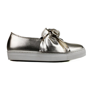 Slip On in platinum laminate with bow