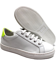 Load image into Gallery viewer, White leather sneakers with fluo details
