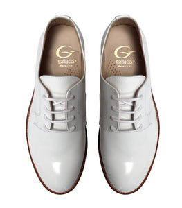 White derby in patent leather