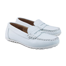 Load image into Gallery viewer, Mocassin in white leather
