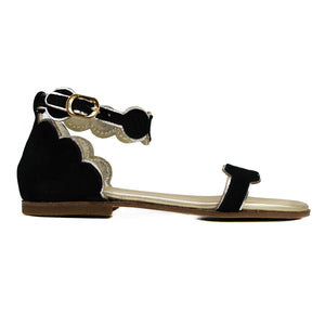 Sandals in black suede with round shaped edges