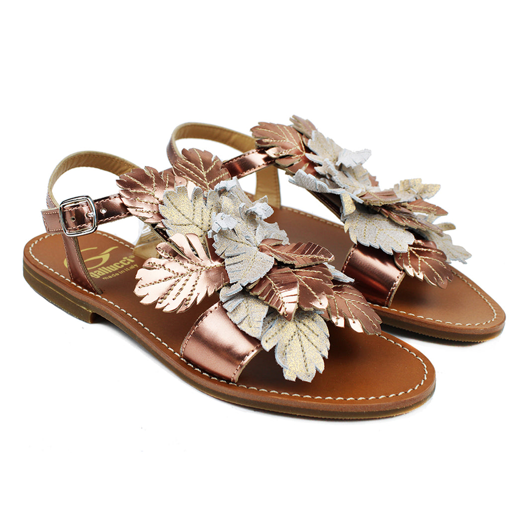 Sandals in copper leather with leather leaves on top