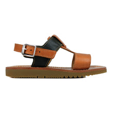 Load image into Gallery viewer, Sandals in tan/olive calf leather
