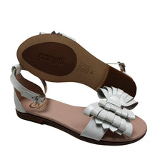 Load image into Gallery viewer, White sandals
