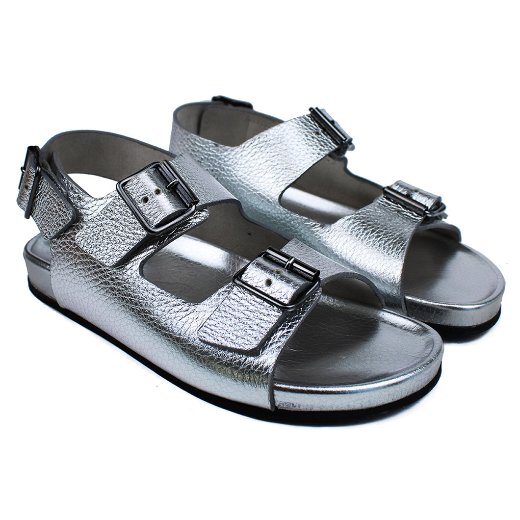 Sandals in silver elk leather and ergonomic footbed with back strap