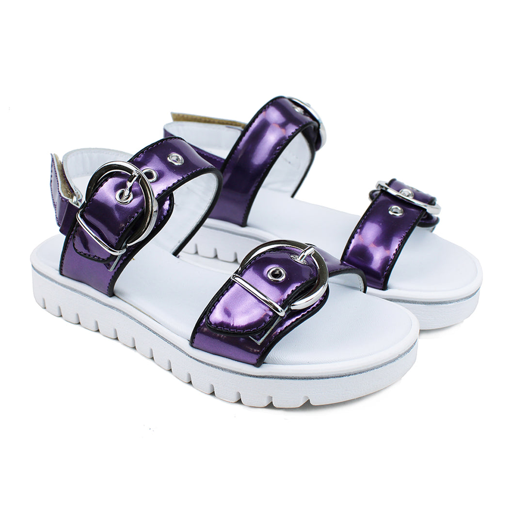Sandals in purple patent leather and chunky fashion soles
