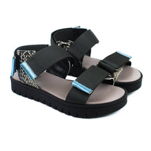 Load image into Gallery viewer, Sandals with velcro and animalier print detail
