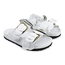 Load image into Gallery viewer, Double strap sandals in white leather with ergonomic footbed

