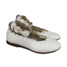 Carica l&#39;immagine nel visualizzatore di Gallery, Ballerina in beige calf leather and ankle strap
