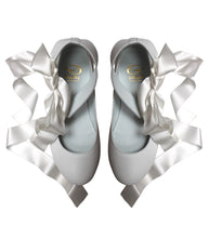 Load image into Gallery viewer, White ballerina with laces
