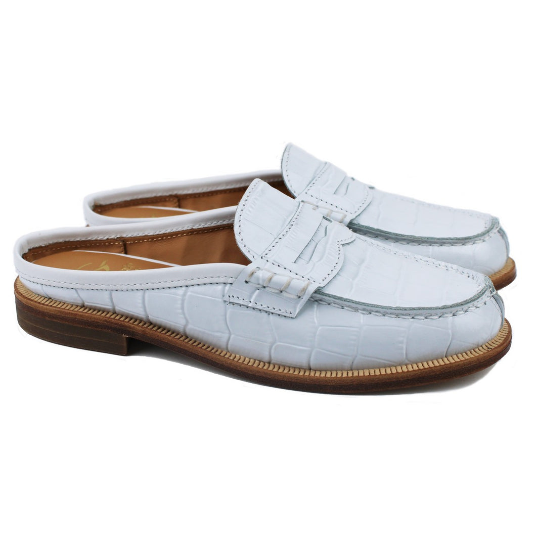 Sabot in white printed leather in penny loafer style